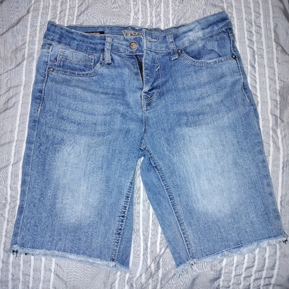 Vigoss Womens Shorts Adult Size 16 Bermuda Medium Wash Denim Pocket Long Inseam - Picture 6 of 9